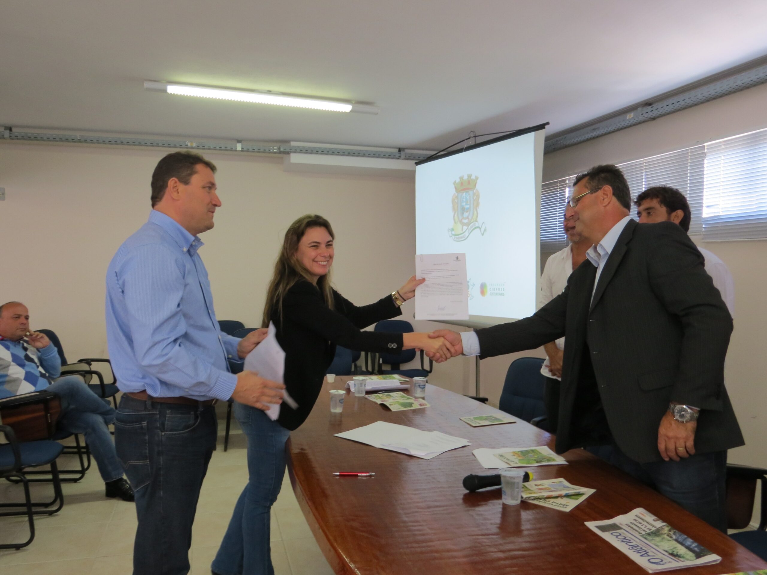Famab e Comitê da Bacia Hidrográfica do Rio Tijucas assinam termo de parceria.
