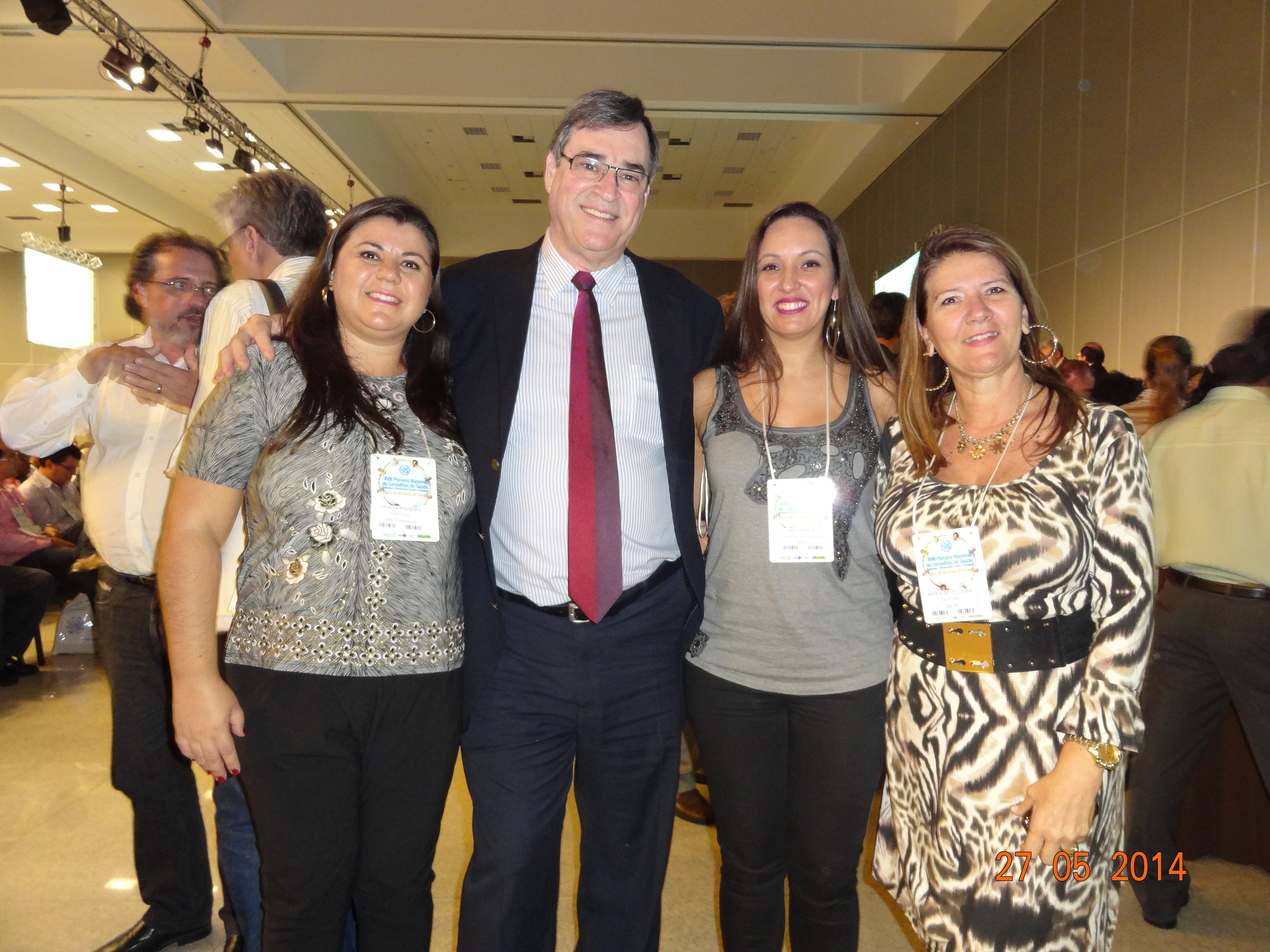 Conselheiros de Saúde de Bombinhas participam da 18ª Plenária Nacional de Conselhos Municipais de Saúde, em Brasília.