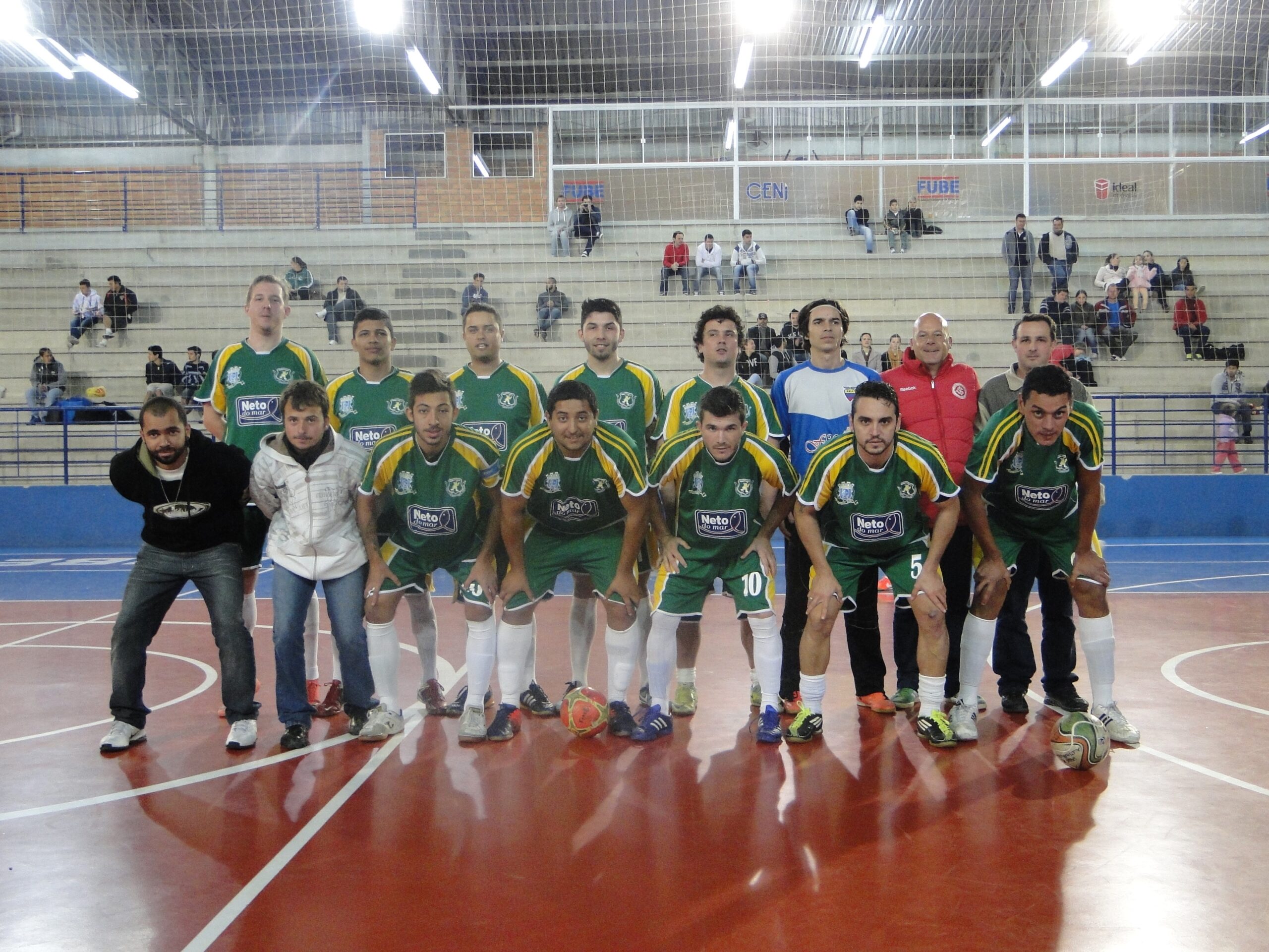 Equipe Masculina de Futsal Bombinense conquista vaga na etapa Regional do Jasc.