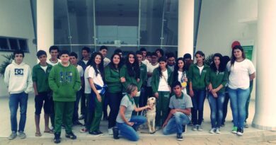 EBM Edith Willecke promove visita de alunos para conhecer projeto cão guia